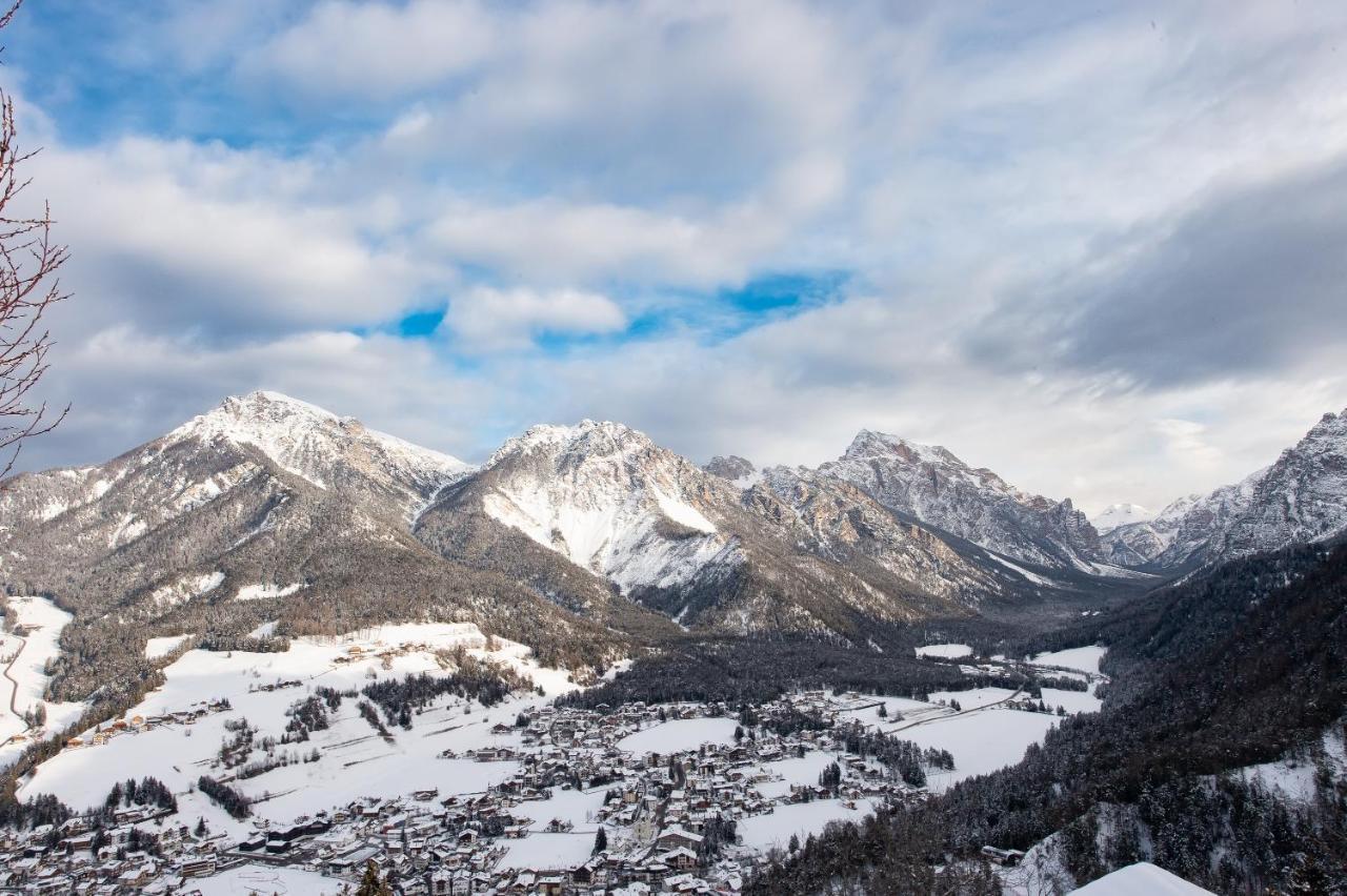 Les Ciases Chalets Dolomites Apt 3 San Vigilio Di Marebbe Luaran gambar