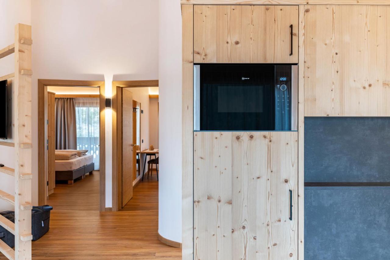 Les Ciases Chalets Dolomites Apt 3 San Vigilio Di Marebbe Luaran gambar